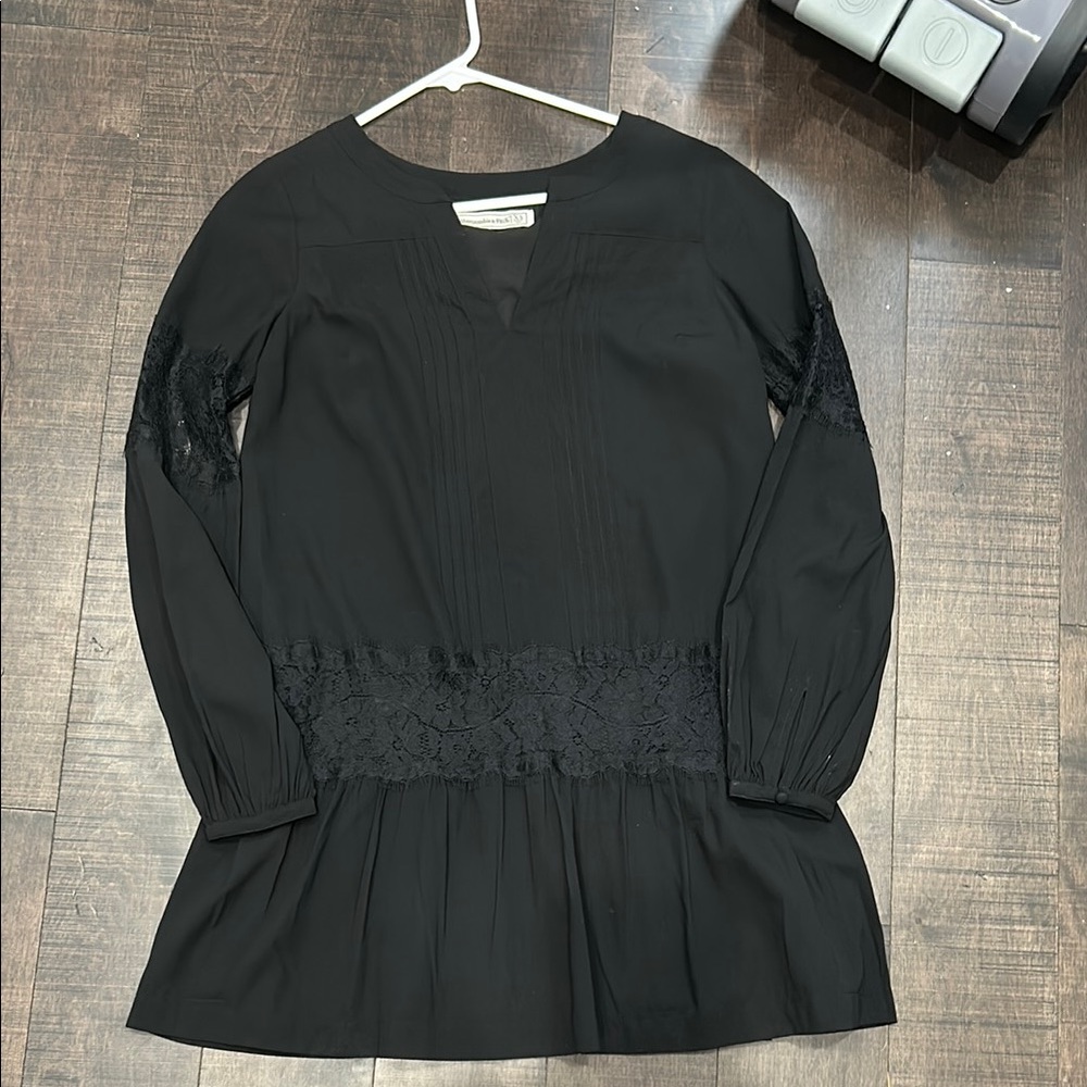 Black Lace Detail Tunic dress